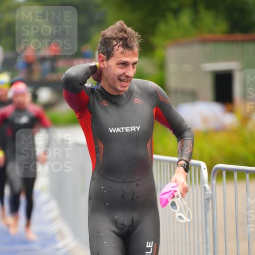 30.08.2026 - Elbe Triathlon Hamburg LAZAROV Photography http://msf.ph/oto/10036945 30.08.2026 09:11:02 Schwimmen 577, 651, 671, 678, 700, 704, 715, 725, 769, 779 meine-sportfotos.de