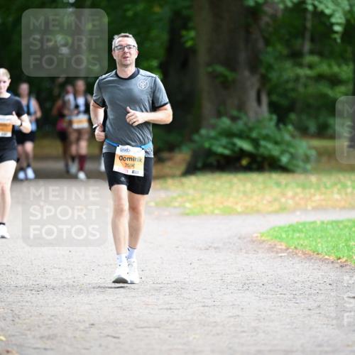 30.08.2026 - Blankeneser Heldenlauf Dr. Thomas Lammeyer http://msf.ph/oto/10036946 30.08.2026 10:48:46 Laufen 2596 meine-sportfotos.de