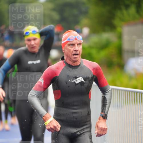 30.08.2026 - Elbe Triathlon Hamburg LAZAROV Photography http://msf.ph/oto/10036960 30.08.2026 09:11:05 Schwimmen 577, 651, 671, 678, 700, 714, 715, 747, 779 meine-sportfotos.de