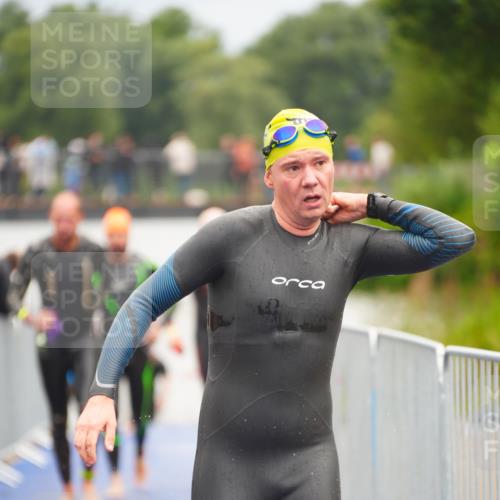 30.08.2026 - Elbe Triathlon Hamburg LAZAROV Photography http://msf.ph/oto/10036963 30.08.2026 09:11:05 Schwimmen 577, 651, 671, 678, 700, 714, 715, 747, 779 meine-sportfotos.de