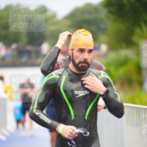 30.08.2026 - Elbe Triathlon Hamburg LAZAROV Photography http://msf.ph/oto/10036995 30.08.2026 09:11:11 Schwimmen 577, 629, 651, 671, 700, 709, 714, 715, 747, 779 meine-sportfotos.de