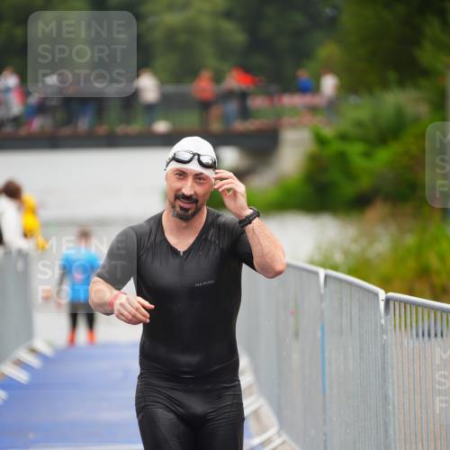 30.08.2026 - Elbe Triathlon Hamburg LAZAROV Photography http://msf.ph/oto/10037018 30.08.2026 09:11:18 Schwimmen 577, 629, 671, 709, 714, 747, 779 meine-sportfotos.de