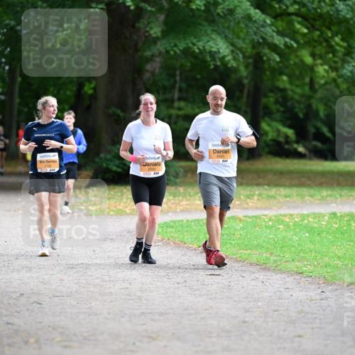 30.08.2026 - Blankeneser Heldenlauf Dr. Thomas Lammeyer http://msf.ph/oto/10037090 30.08.2026 10:49:40 Laufen 2736, 2700, 2002, 2001 meine-sportfotos.de