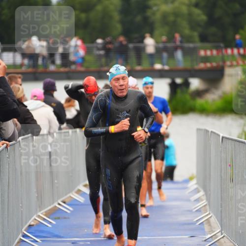 30.08.2026 - Elbe Triathlon Hamburg LAZAROV Photography http://msf.ph/oto/10037114 30.08.2026 09:12:01 Schwimmen 546, 587, 602, 648, 655, 664, 788 meine-sportfotos.de