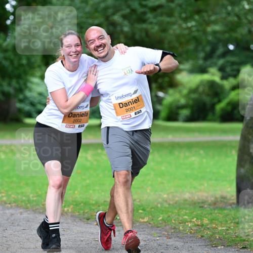 30.08.2026 - Blankeneser Heldenlauf Dr. Thomas Lammeyer http://msf.ph/oto/10037122 30.08.2026 10:49:45 Laufen 2002, 2001 meine-sportfotos.de