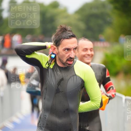 30.08.2026 - Elbe Triathlon Hamburg LAZAROV Photography http://msf.ph/oto/10037147 30.08.2026 09:12:09 Schwimmen 546, 587, 602, 648, 650, 658, 664, 666, 788 meine-sportfotos.de