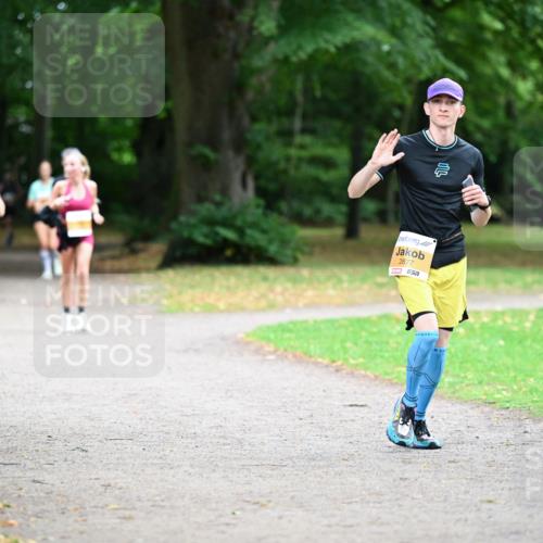 30.08.2026 - Blankeneser Heldenlauf Dr. Thomas Lammeyer http://msf.ph/oto/10037170 30.08.2026 10:49:56 Laufen 2877 meine-sportfotos.de