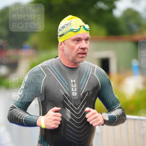 30.08.2026 - Elbe Triathlon Hamburg LAZAROV Photography http://msf.ph/oto/10037353 30.08.2026 09:13:15 Schwimmen 673, 680, 736, 754 meine-sportfotos.de