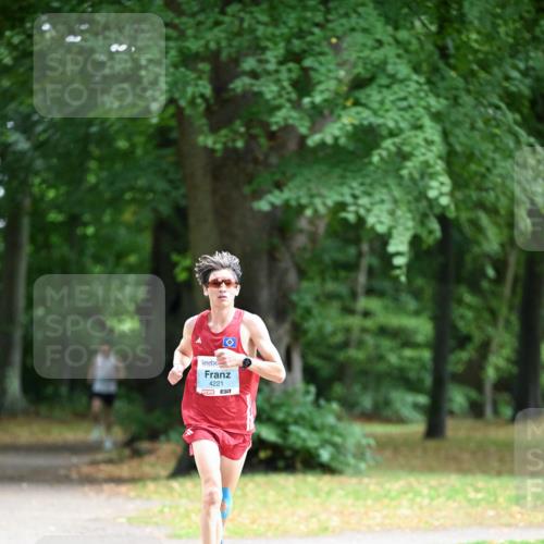 30.08.2026 - Blankeneser Heldenlauf Dr. Thomas Lammeyer http://msf.ph/oto/10038026 30.08.2026 11:00:26 Laufen 4221, 57 meine-sportfotos.de