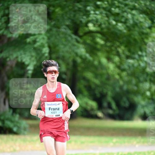 30.08.2026 - Blankeneser Heldenlauf Dr. Thomas Lammeyer http://msf.ph/oto/10038037 30.08.2026 11:00:27 Laufen 4221 meine-sportfotos.de