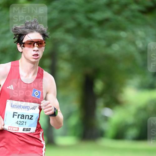 30.08.2026 - Blankeneser Heldenlauf Dr. Thomas Lammeyer http://msf.ph/oto/10038050 30.08.2026 11:00:29 Laufen 4221, 7 meine-sportfotos.de