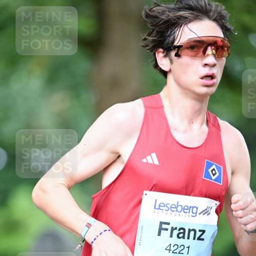 30.08.2026 - Blankeneser Heldenlauf Dr. Thomas Lammeyer http://msf.ph/oto/10038055 30.08.2026 11:00:30 Laufen 21, 1, 4221 meine-sportfotos.de