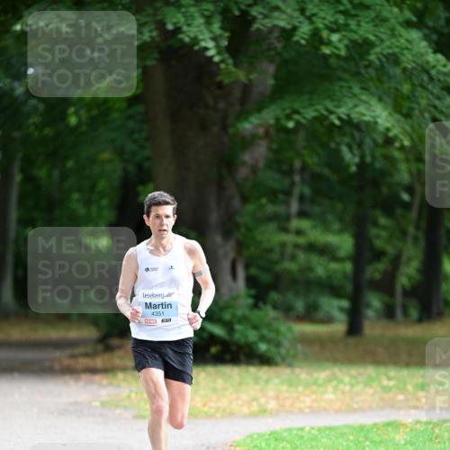 30.08.2026 - Blankeneser Heldenlauf Dr. Thomas Lammeyer http://msf.ph/oto/10038064 30.08.2026 11:00:37 Laufen 4351, 7 meine-sportfotos.de