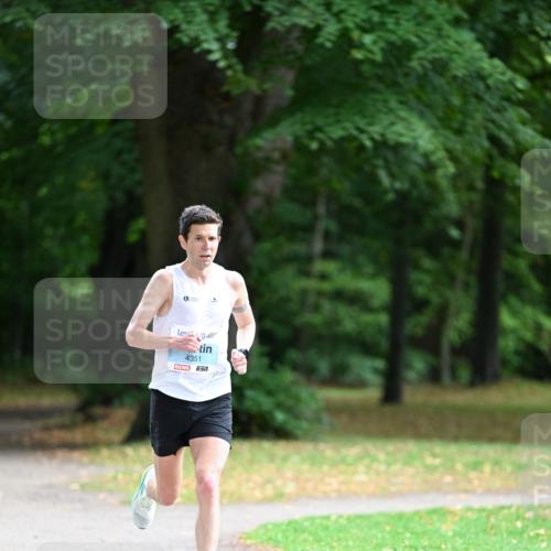 30.08.2026 - Blankeneser Heldenlauf Dr. Thomas Lammeyer http://msf.ph/oto/10038066 30.08.2026 11:00:38 Laufen 1941, 4351, 57 meine-sportfotos.de