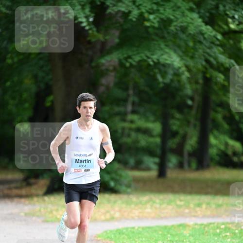 30.08.2026 - Blankeneser Heldenlauf Dr. Thomas Lammeyer http://msf.ph/oto/10038067 30.08.2026 11:00:38 Laufen 4351, 7 meine-sportfotos.de
