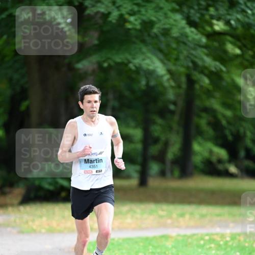30.08.2026 - Blankeneser Heldenlauf Dr. Thomas Lammeyer http://msf.ph/oto/10038070 30.08.2026 11:00:38 Laufen 4351, 51 meine-sportfotos.de