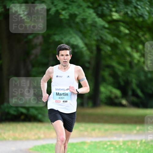30.08.2026 - Blankeneser Heldenlauf Dr. Thomas Lammeyer http://msf.ph/oto/10038073 30.08.2026 11:00:38 Laufen 4351, 7 meine-sportfotos.de