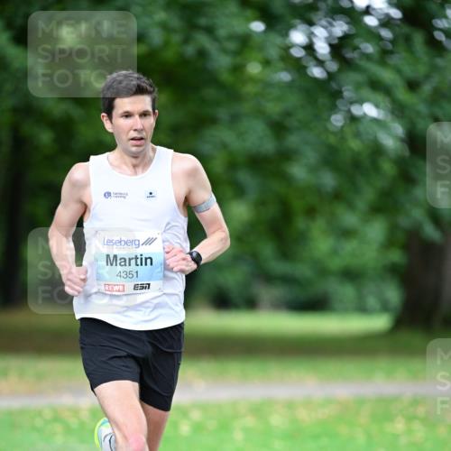 30.08.2026 - Blankeneser Heldenlauf Dr. Thomas Lammeyer http://msf.ph/oto/10038079 30.08.2026 11:00:39 Laufen 4351, 7 meine-sportfotos.de