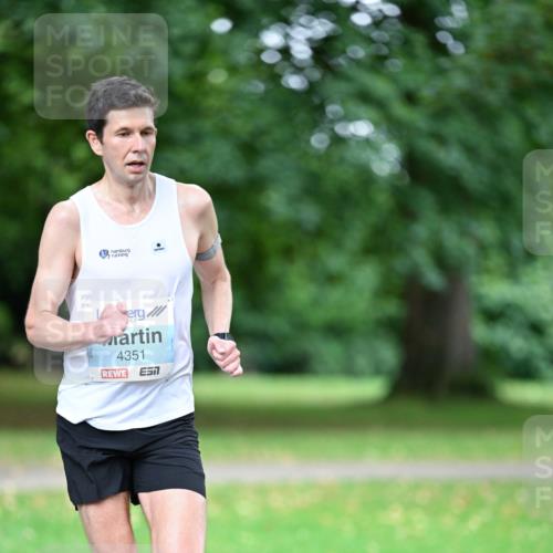 30.08.2026 - Blankeneser Heldenlauf Dr. Thomas Lammeyer http://msf.ph/oto/10038080 30.08.2026 11:00:39 Laufen 4351, 7 meine-sportfotos.de