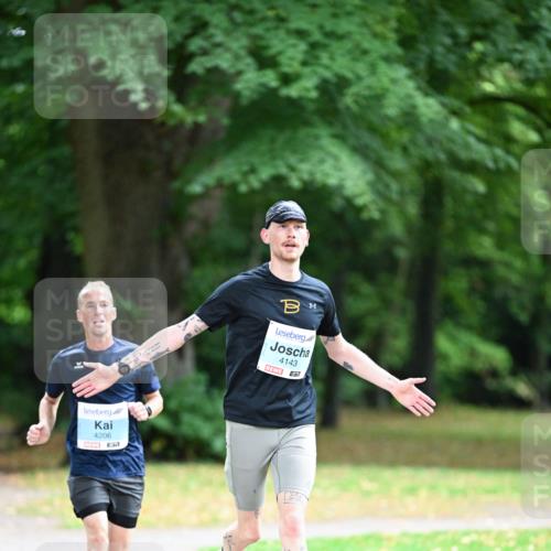 30.08.2026 - Blankeneser Heldenlauf Dr. Thomas Lammeyer http://msf.ph/oto/10038143 30.08.2026 11:04:40 Laufen 4206, 4143 meine-sportfotos.de