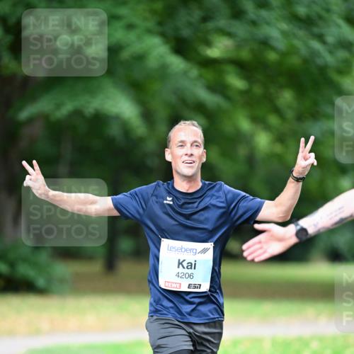 30.08.2026 - Blankeneser Heldenlauf Dr. Thomas Lammeyer http://msf.ph/oto/10038154 30.08.2026 11:04:41 Laufen 4206 meine-sportfotos.de