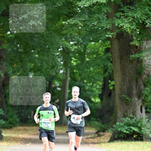 30.08.2026 - Blankeneser Heldenlauf Dr. Thomas Lammeyer http://msf.ph/oto/10038184 30.08.2026 11:05:38 Laufen 4296, 4111 meine-sportfotos.de