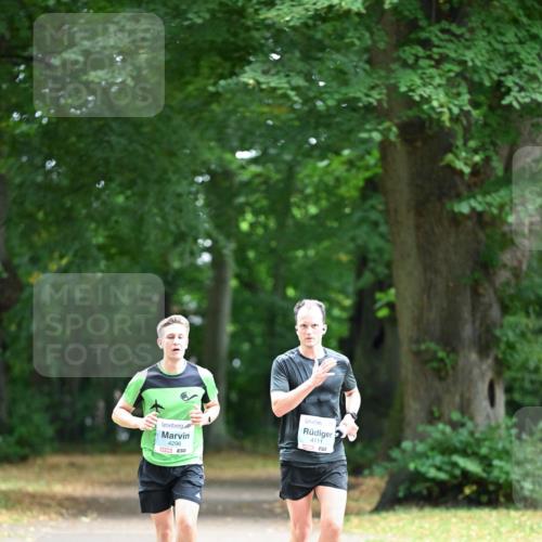 30.08.2026 - Blankeneser Heldenlauf Dr. Thomas Lammeyer http://msf.ph/oto/10038187 30.08.2026 11:05:39 Laufen 4296, 4111 meine-sportfotos.de