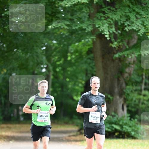 30.08.2026 - Blankeneser Heldenlauf Dr. Thomas Lammeyer http://msf.ph/oto/10038193 30.08.2026 11:05:40 Laufen 4296, 4111, 25 meine-sportfotos.de
