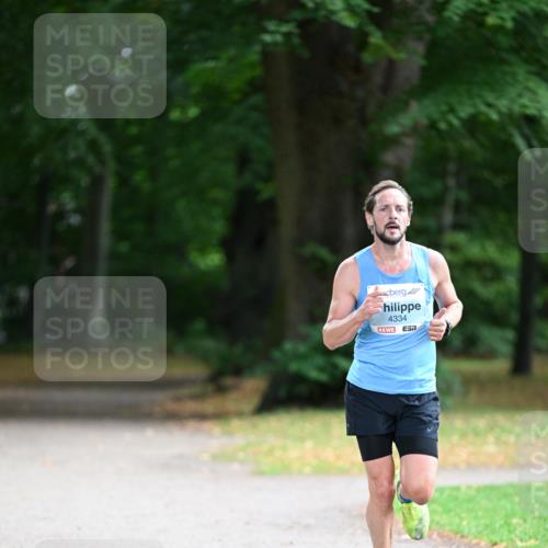 30.08.2026 - Blankeneser Heldenlauf Dr. Thomas Lammeyer http://msf.ph/oto/10038241 30.08.2026 11:06:32 Laufen 4334, 7 meine-sportfotos.de