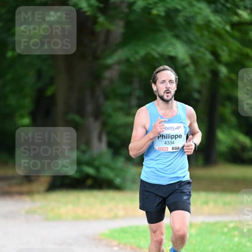 30.08.2026 - Blankeneser Heldenlauf Dr. Thomas Lammeyer http://msf.ph/oto/10038247 30.08.2026 11:06:33 Laufen 4334 meine-sportfotos.de