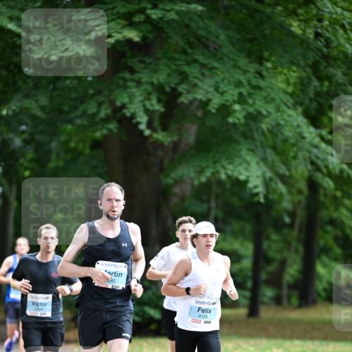30.08.2026 - Blankeneser Heldenlauf Dr. Thomas Lammeyer http://msf.ph/oto/10038330 30.08.2026 11:08:00 Laufen 4306, 40, 4125 meine-sportfotos.de