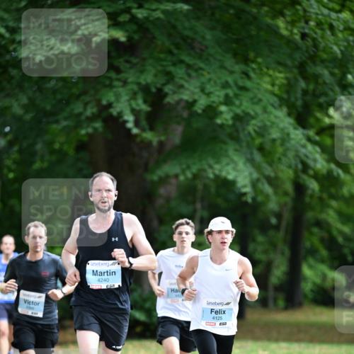 30.08.2026 - Blankeneser Heldenlauf Dr. Thomas Lammeyer http://msf.ph/oto/10038332 30.08.2026 11:08:00 Laufen 4300, 4240, 442, 4125 meine-sportfotos.de