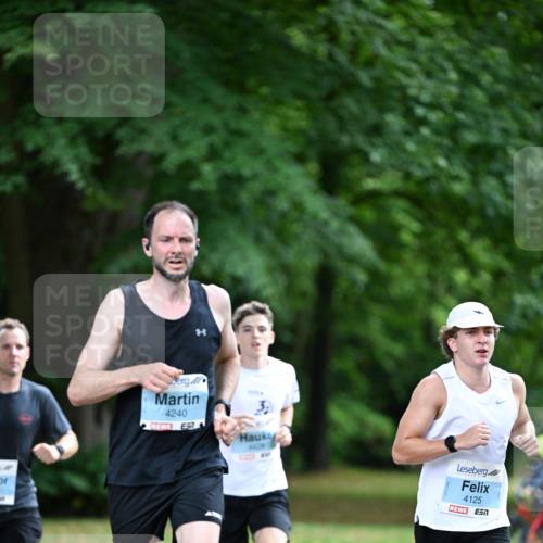 30.08.2026 - Blankeneser Heldenlauf Dr. Thomas Lammeyer http://msf.ph/oto/10038340 30.08.2026 11:08:01 Laufen 4240, 3, 44329, 4125 meine-sportfotos.de
