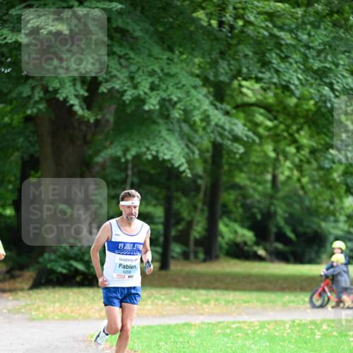 30.08.2026 - Blankeneser Heldenlauf Dr. Thomas Lammeyer http://msf.ph/oto/10038373 30.08.2026 11:08:11 Laufen 4259 meine-sportfotos.de