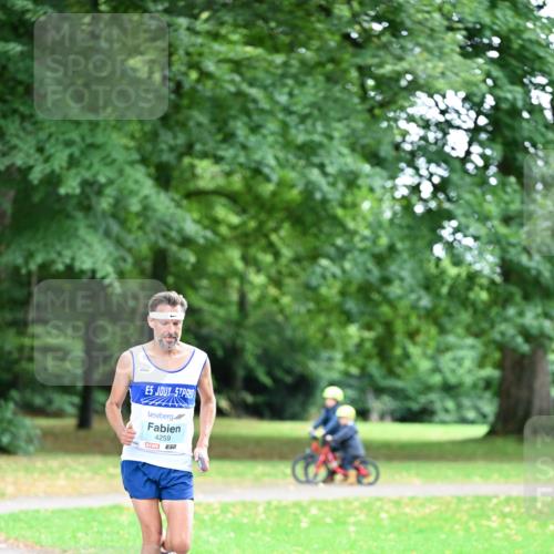 30.08.2026 - Blankeneser Heldenlauf Dr. Thomas Lammeyer http://msf.ph/oto/10038381 30.08.2026 11:08:12 Laufen 4259 meine-sportfotos.de