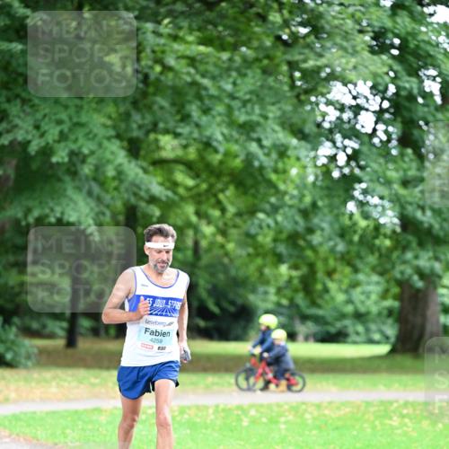 30.08.2026 - Blankeneser Heldenlauf Dr. Thomas Lammeyer http://msf.ph/oto/10038382 30.08.2026 11:08:12 Laufen 4259 meine-sportfotos.de