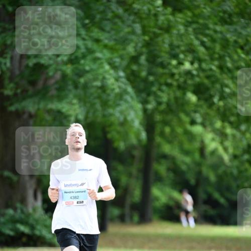 30.08.2026 - Blankeneser Heldenlauf Dr. Thomas Lammeyer http://msf.ph/oto/10038414 30.08.2026 11:08:45 Laufen 4382, 7 meine-sportfotos.de