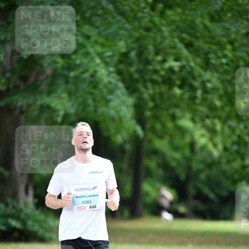 30.08.2026 - Blankeneser Heldenlauf Dr. Thomas Lammeyer http://msf.ph/oto/10038416 30.08.2026 11:08:45 Laufen 4382 meine-sportfotos.de
