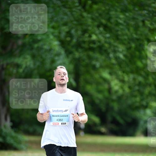 30.08.2026 - Blankeneser Heldenlauf Dr. Thomas Lammeyer http://msf.ph/oto/10038419 30.08.2026 11:08:46 Laufen 4382 meine-sportfotos.de