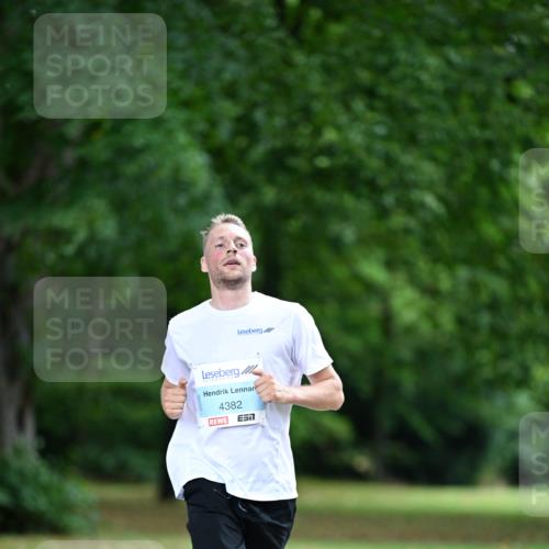 30.08.2026 - Blankeneser Heldenlauf Dr. Thomas Lammeyer http://msf.ph/oto/10038420 30.08.2026 11:08:46 Laufen 4382 meine-sportfotos.de