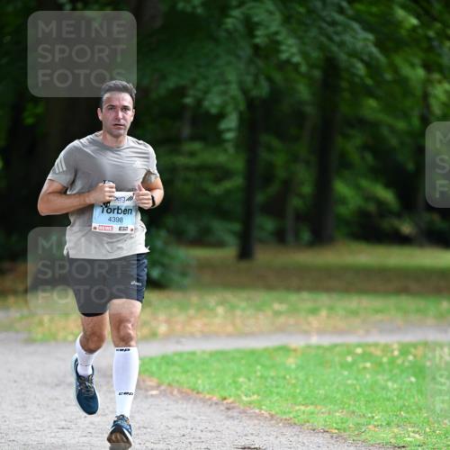 30.08.2026 - Blankeneser Heldenlauf Dr. Thomas Lammeyer http://msf.ph/oto/10038473 30.08.2026 11:09:08 Laufen 4398, 7 meine-sportfotos.de