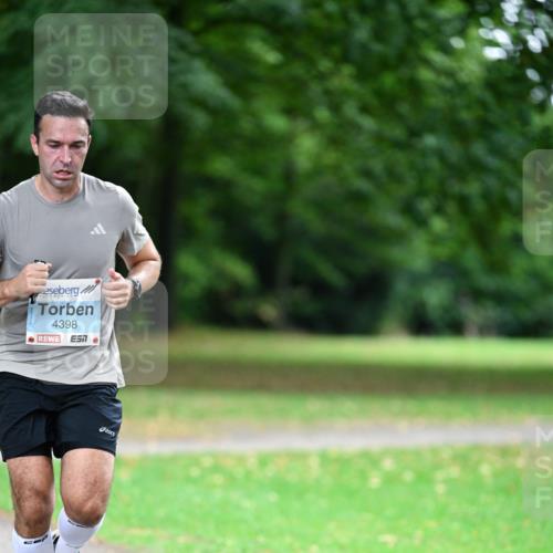 30.08.2026 - Blankeneser Heldenlauf Dr. Thomas Lammeyer http://msf.ph/oto/10038482 30.08.2026 11:09:09 Laufen 4398 meine-sportfotos.de