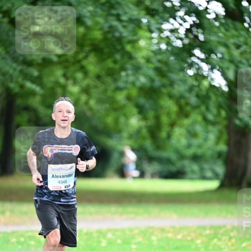 30.08.2026 - Blankeneser Heldenlauf Dr. Thomas Lammeyer http://msf.ph/oto/10038560 30.08.2026 11:09:51 Laufen 4345 meine-sportfotos.de