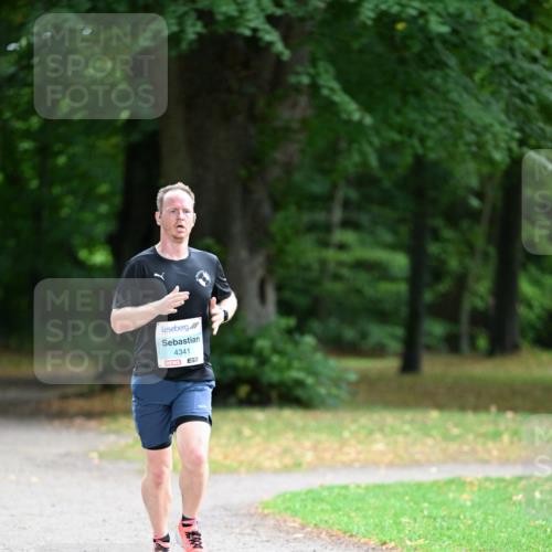 30.08.2026 - Blankeneser Heldenlauf Dr. Thomas Lammeyer http://msf.ph/oto/10038562 30.08.2026 11:09:54 Laufen 4341, 57 meine-sportfotos.de