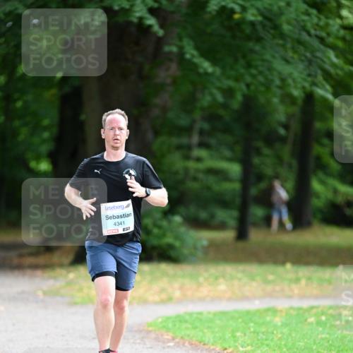 30.08.2026 - Blankeneser Heldenlauf Dr. Thomas Lammeyer http://msf.ph/oto/10038565 30.08.2026 11:09:54 Laufen 4341, 511 meine-sportfotos.de