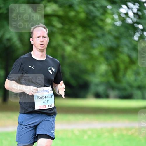 30.08.2026 - Blankeneser Heldenlauf Dr. Thomas Lammeyer http://msf.ph/oto/10038569 30.08.2026 11:09:56 Laufen 4341 meine-sportfotos.de
