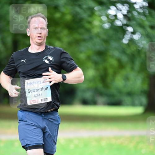 30.08.2026 - Blankeneser Heldenlauf Dr. Thomas Lammeyer http://msf.ph/oto/10038571 30.08.2026 11:09:56 Laufen 4341 meine-sportfotos.de