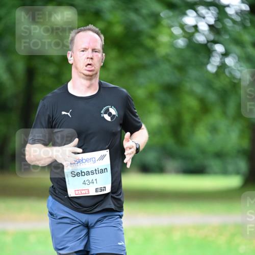 30.08.2026 - Blankeneser Heldenlauf Dr. Thomas Lammeyer http://msf.ph/oto/10038572 30.08.2026 11:09:56 Laufen 4341 meine-sportfotos.de