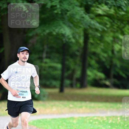 30.08.2026 - Blankeneser Heldenlauf Dr. Thomas Lammeyer http://msf.ph/oto/10038573 30.08.2026 11:10:01 Laufen 2, 4350 meine-sportfotos.de