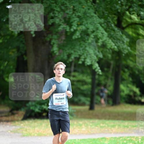 30.08.2026 - Blankeneser Heldenlauf Dr. Thomas Lammeyer http://msf.ph/oto/10038606 30.08.2026 11:10:28 Laufen 4044, 57 meine-sportfotos.de